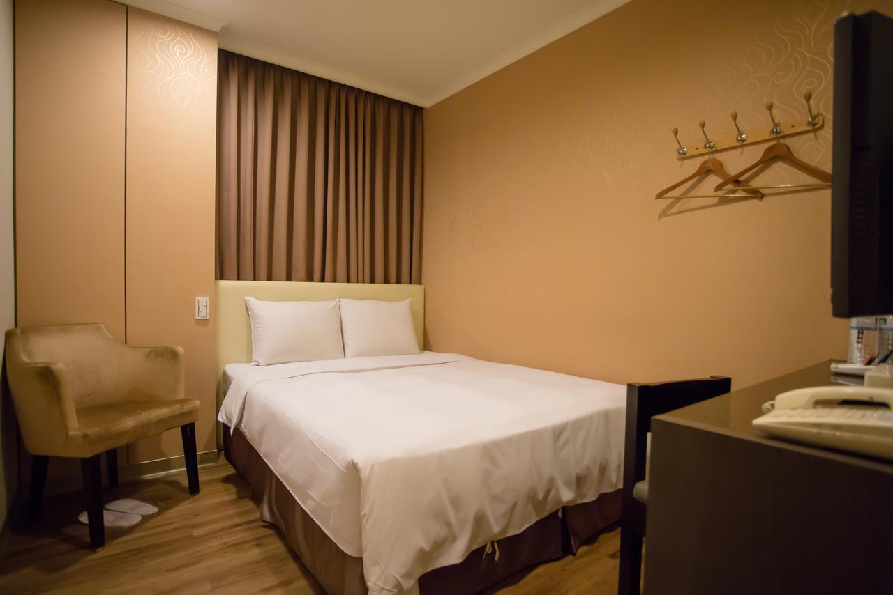 Garden Hotel Taichung Exterior foto