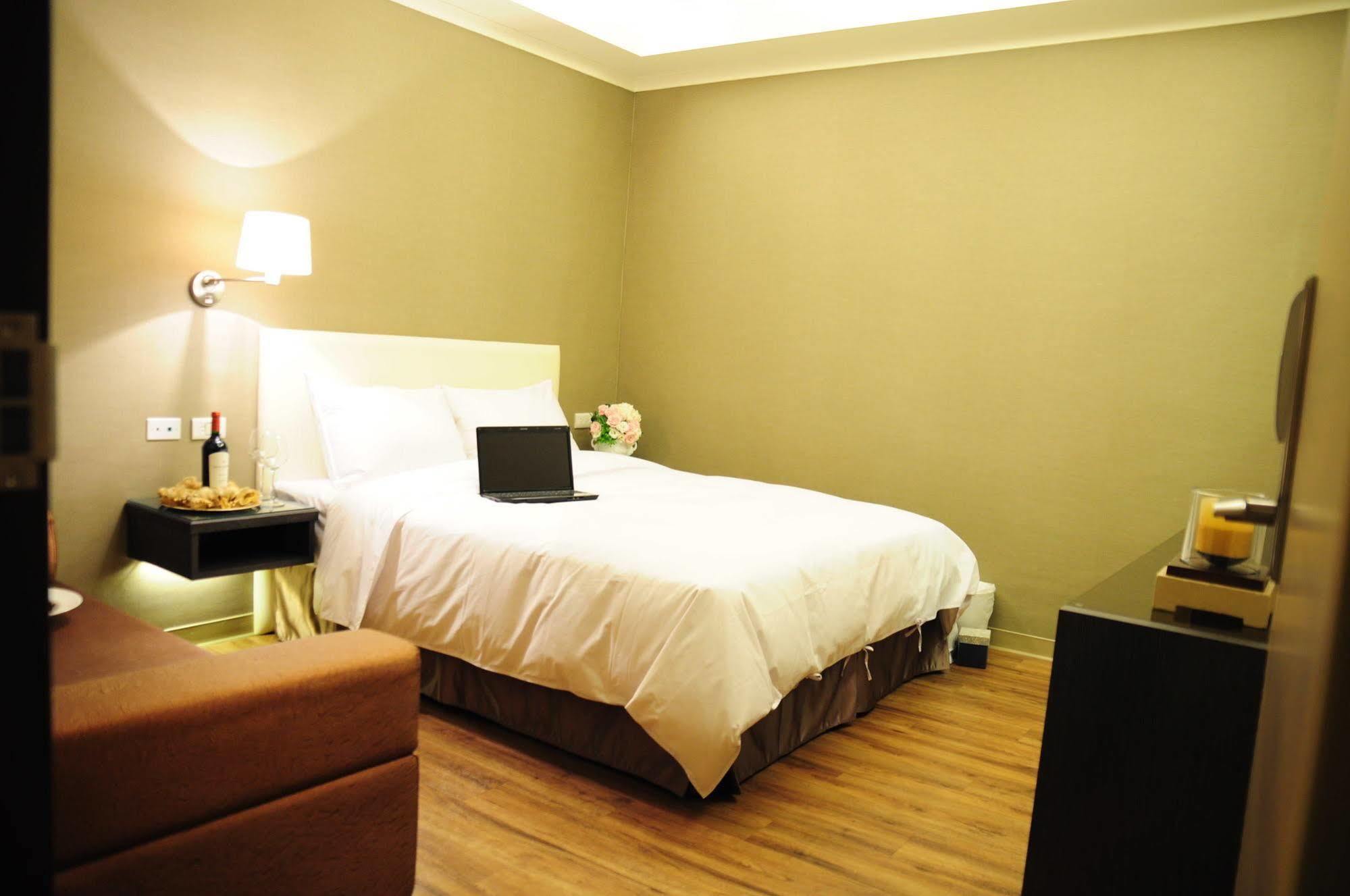 Garden Hotel Taichung Exterior foto